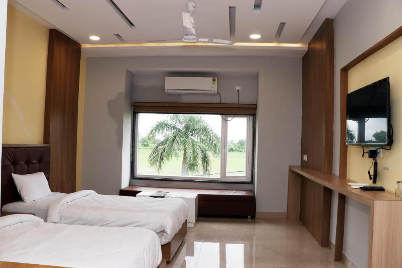 Hotel Savitri Signature Narsinghpur Exteriér fotografie