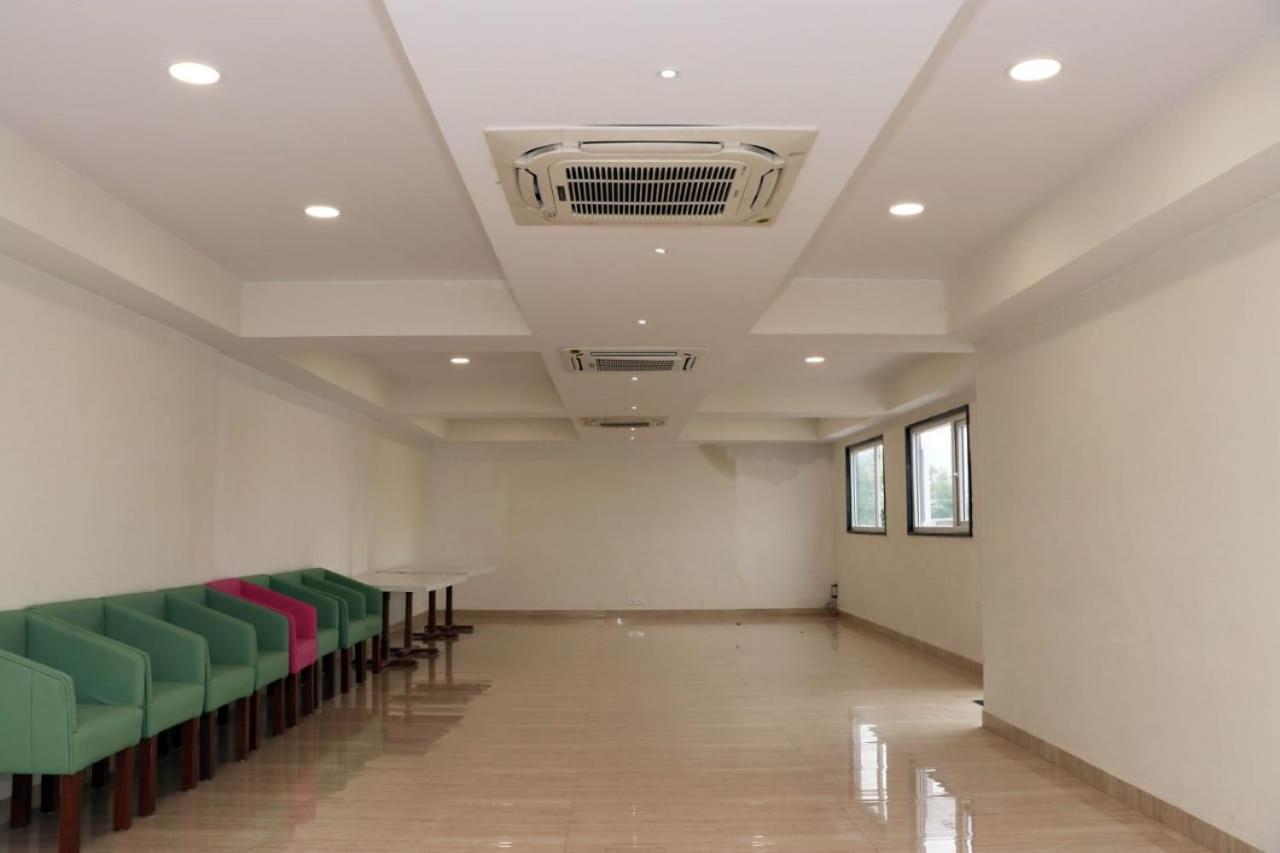 Hotel Savitri Signature Narsinghpur Exteriér fotografie